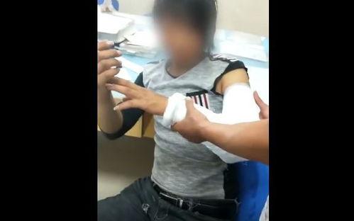 外国男网红吃瓜图片视频,趣味视频揭秘瓜界风云